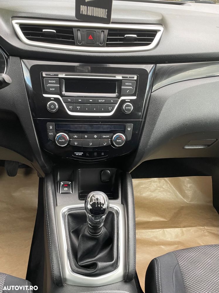 Nissan Qashqai 1.2 DIG-T TEKNA - 8