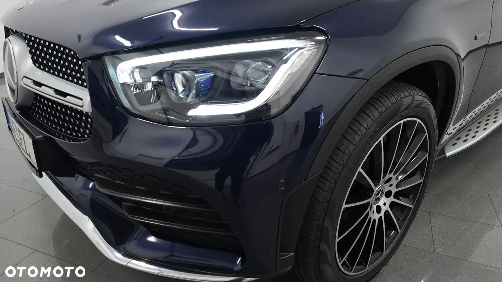 Mercedes-Benz GLC 300 de 4Matic 9G-TRONIC AMG Line Plus - 11