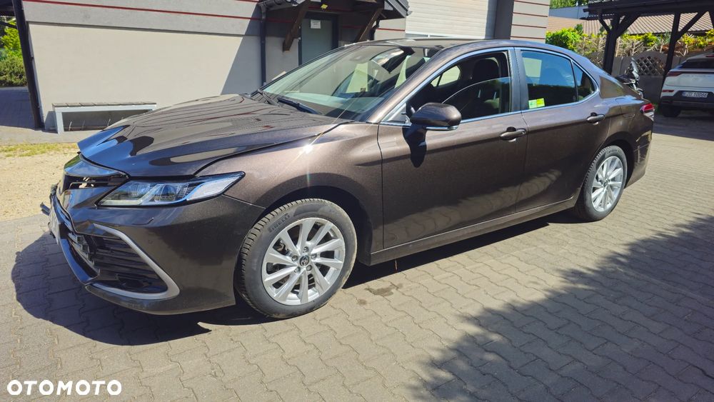 Toyota Camry 2.5 Hybrid Comfort CVT - 1
