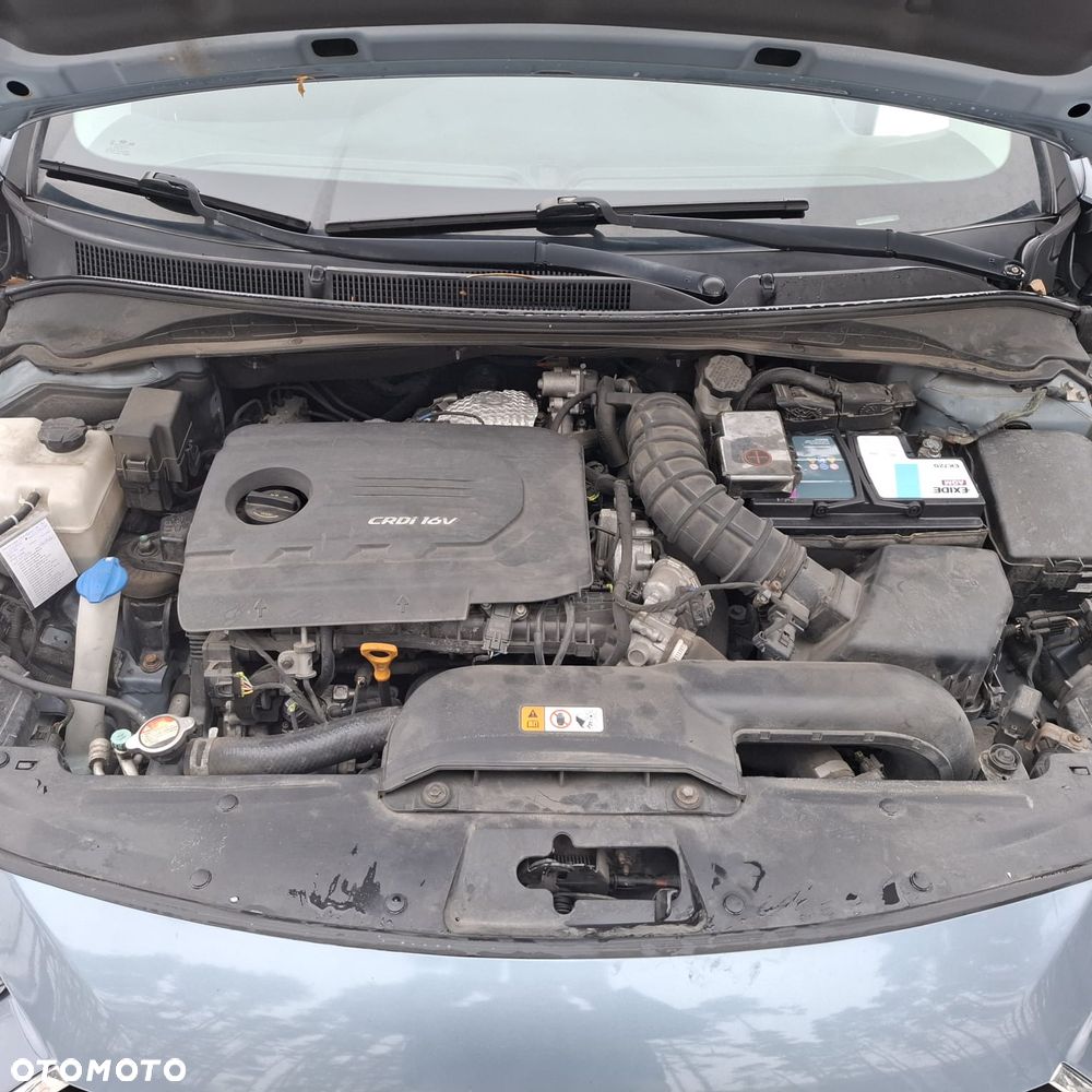 Hyundai i40 Kombi blue 1.7 CRDi DCT Style - 18