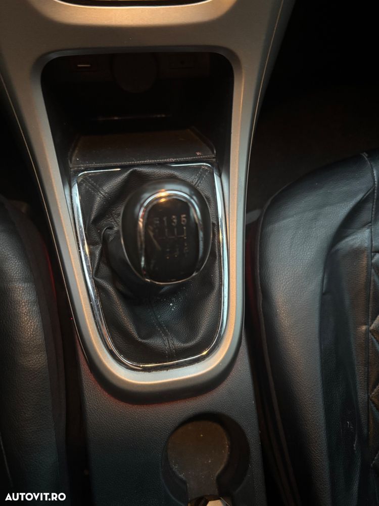 Opel Astra 1.7 CDTI DPF Active - 8