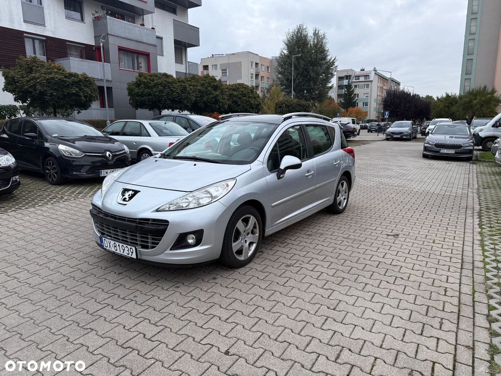 Peugeot 207 120 Premium - 1