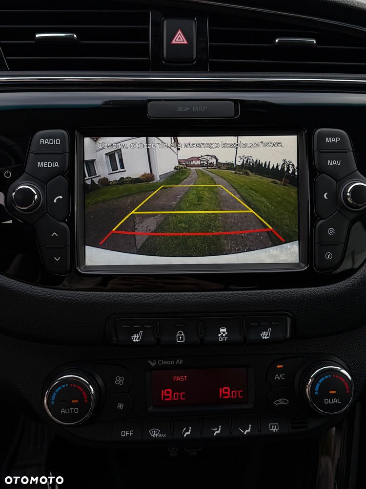 Kia Ceed 1.4 CVVT Dream Team Edition - 19