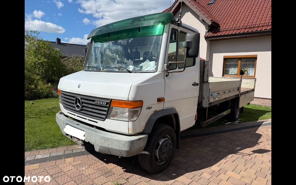 Mercedes-Benz Vario 614D - 1