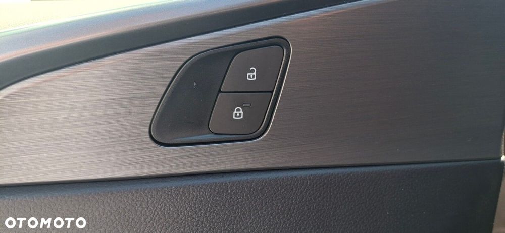 Volkswagen Amarok - 23