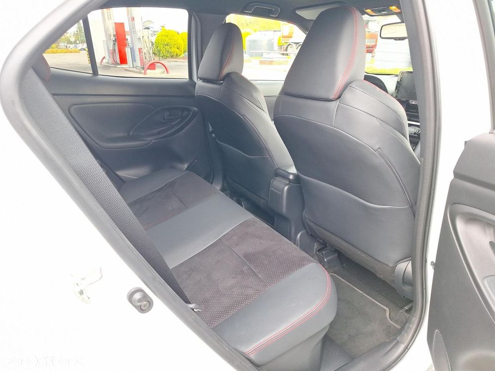 Toyota Yaris Cross Hybrid 1.5 GR Sport - 10