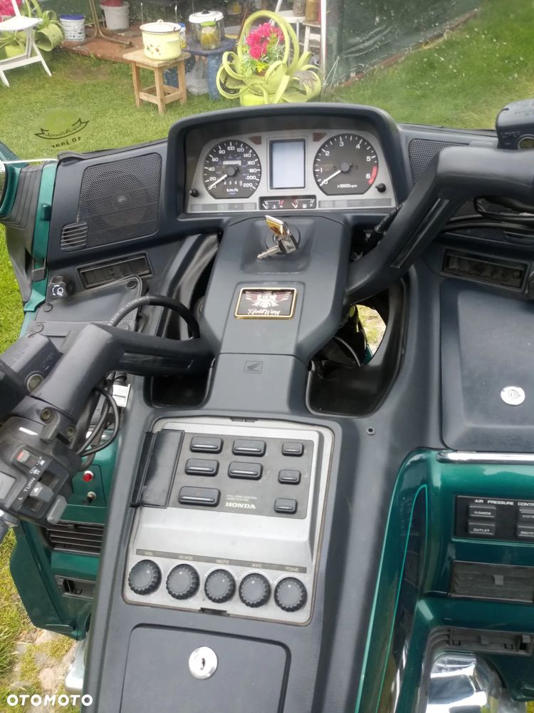 Honda GL - 5