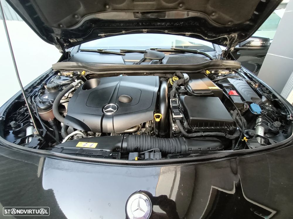 Mercedes-Benz CLA 200 d Shooting Brake - 18