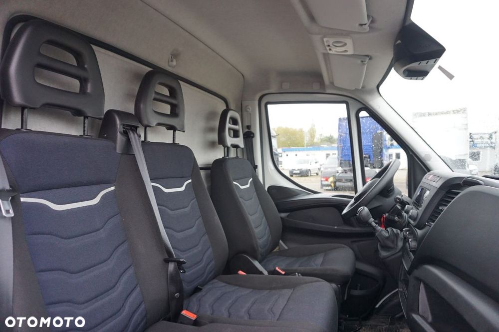 Iveco Daily 35s14 kontener meblowy - 7