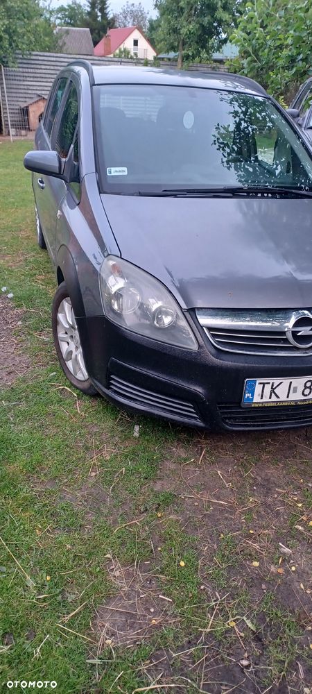 Opel Zafira - 2