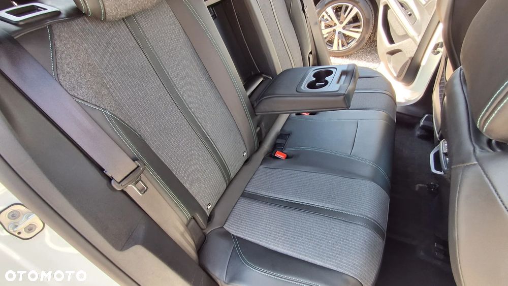 Peugeot 3008 225 e-EAT8 Allure Pack - 8