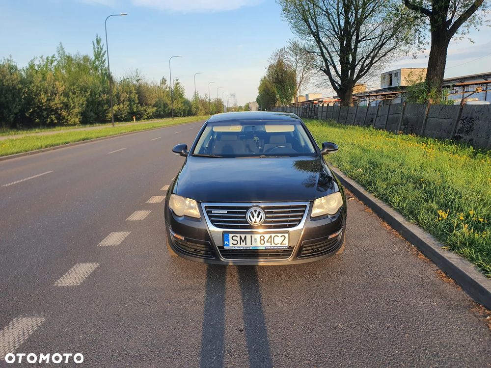 Volkswagen Passat 1.9 TDI Individual - 2