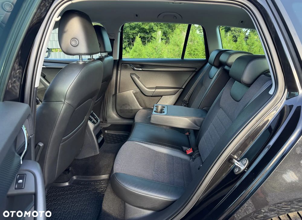 Skoda Octavia 2.0 TDI DSG Premium Edition - 26