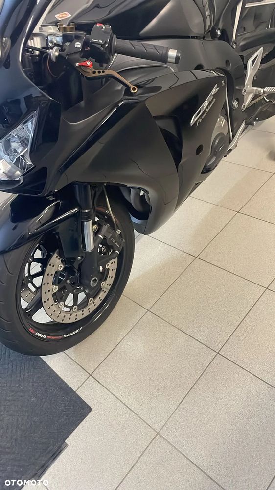 Honda CBR - 4