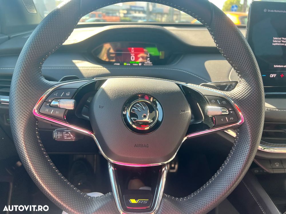 Skoda Enyaq iV RS - 10