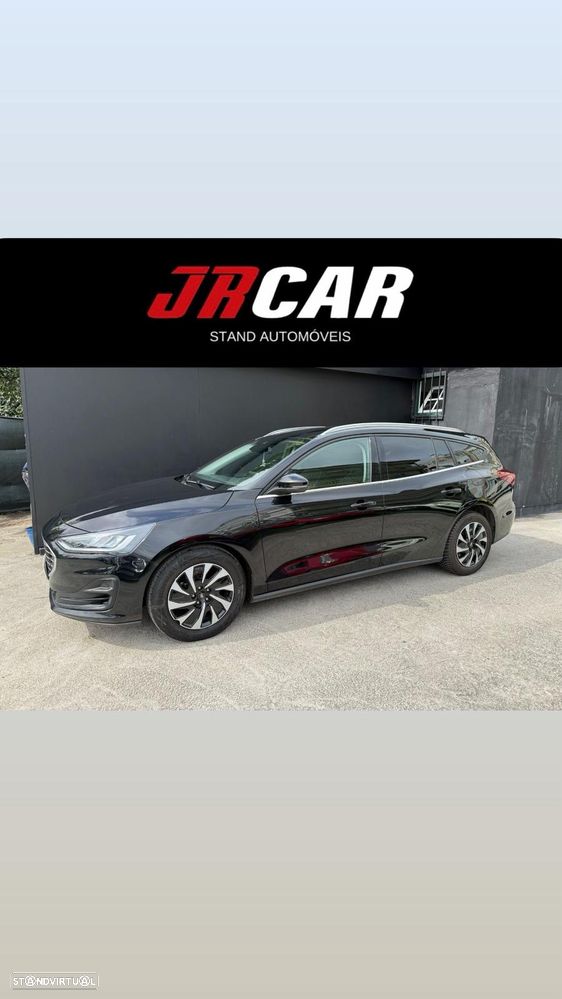 Ford Focus 1.0 EcoBoost S&S TITANIUM X - 2