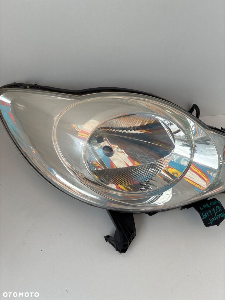 Peugeot 107 lift 89033104 LAMPA PRZÓD PRZEDNIA PRAWA  EUROPA - 4