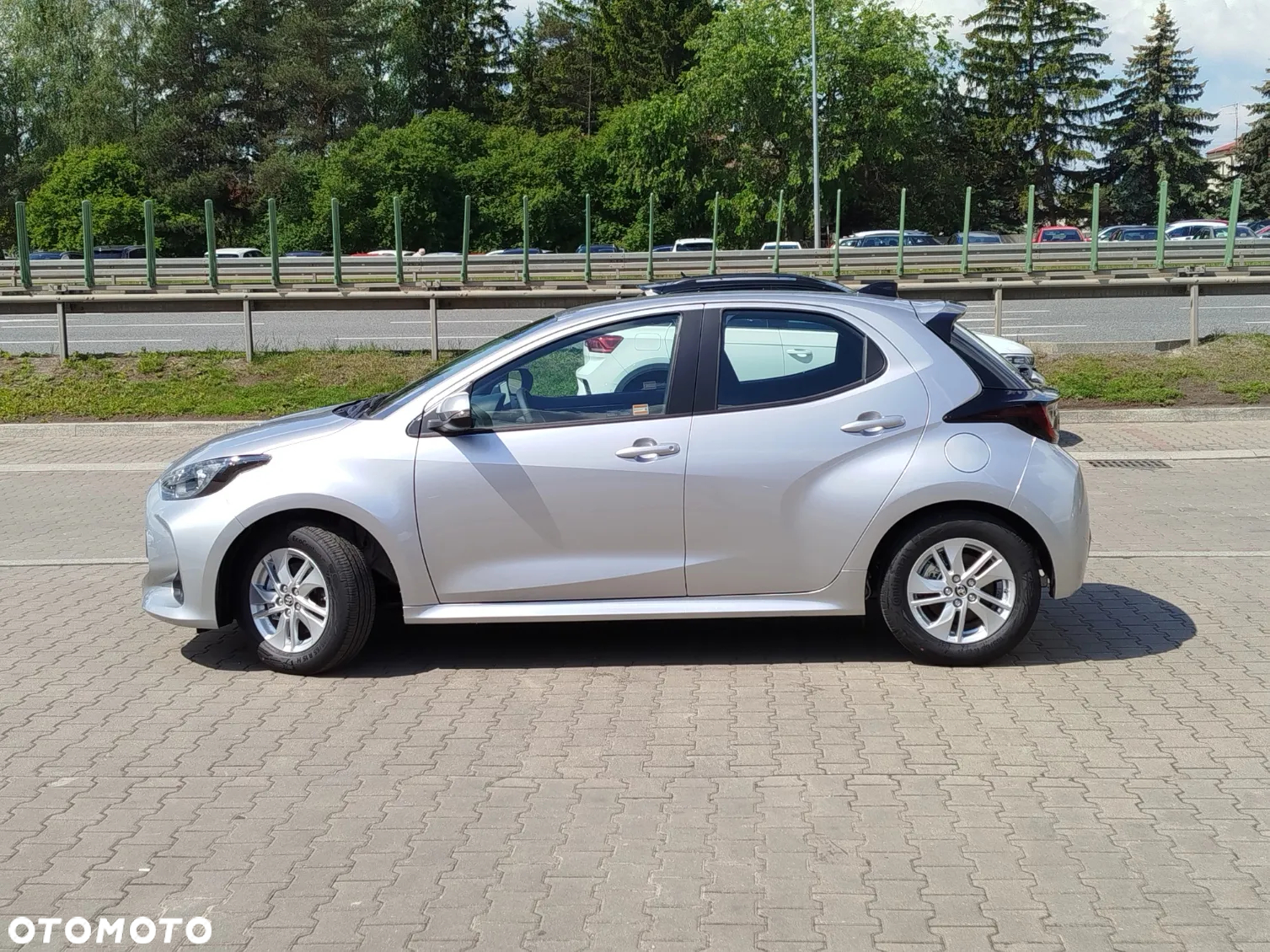 Toyota Yaris Hybrid 1.5 Comfort - 3