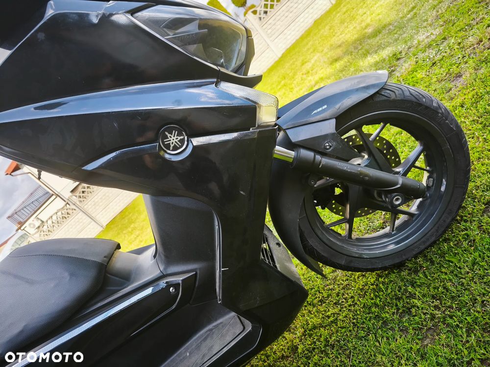 Yamaha X-max - 7