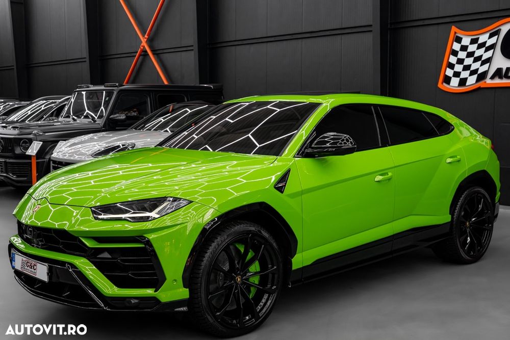 Lamborghini URUS Standard - 27