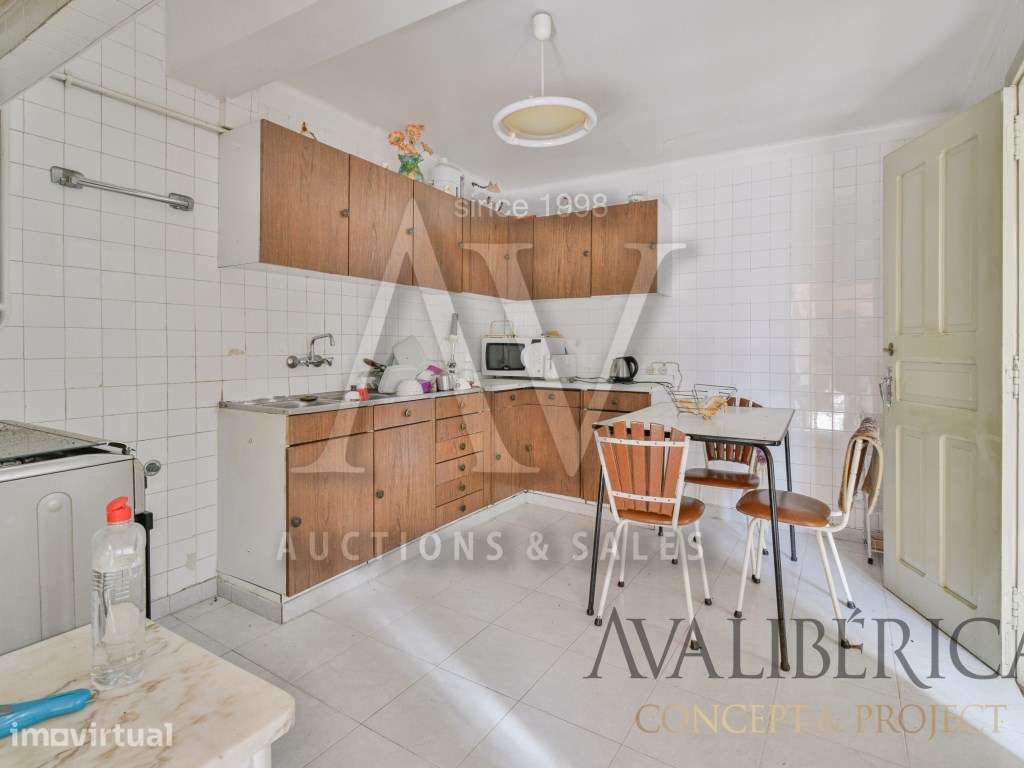 T3 de Charme para Remodelar, no Centro Histórico de Leiria - Grande imagem: 4/13