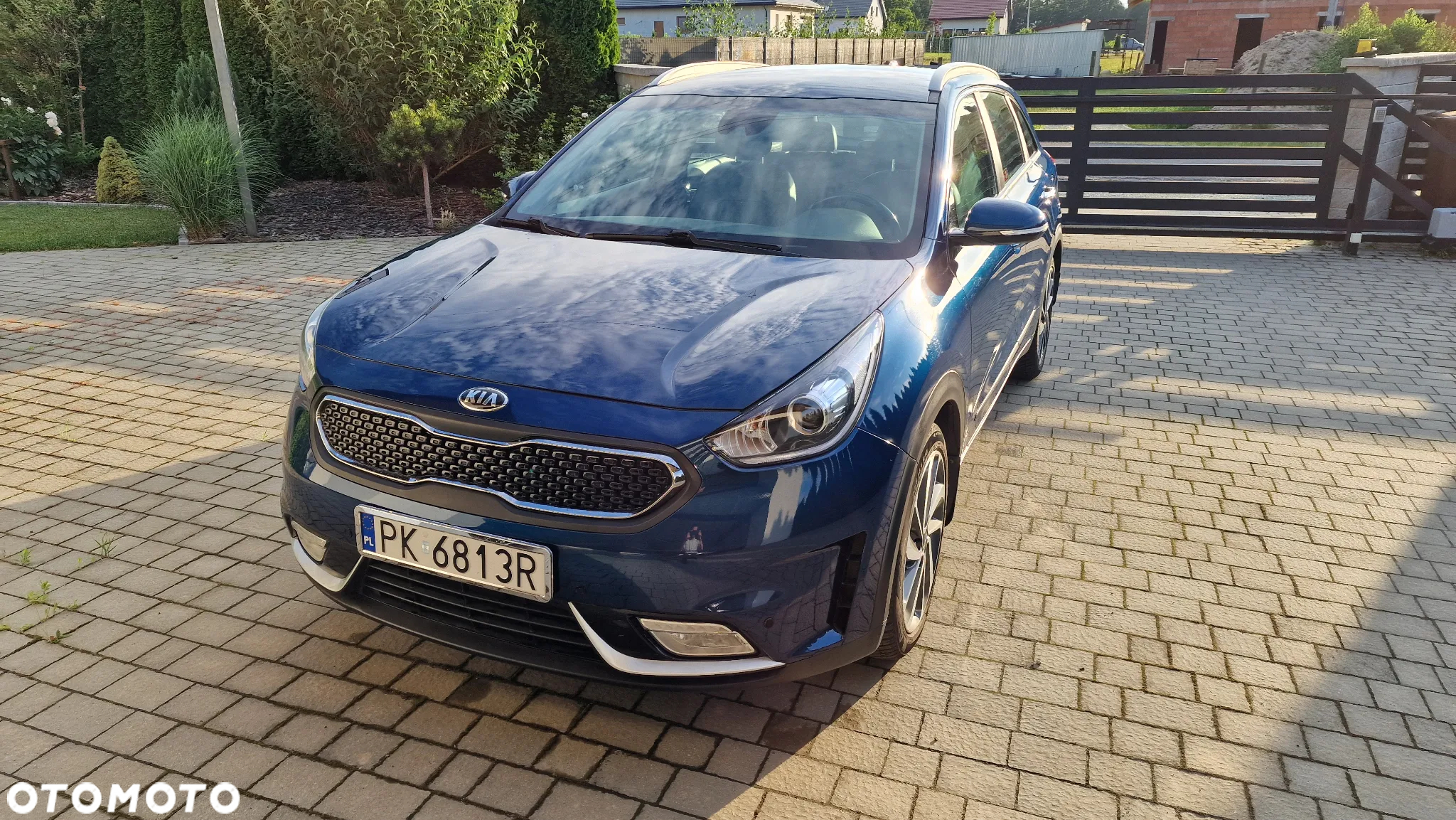 Kia Niro 1.6 GDI Hybrid M - 2