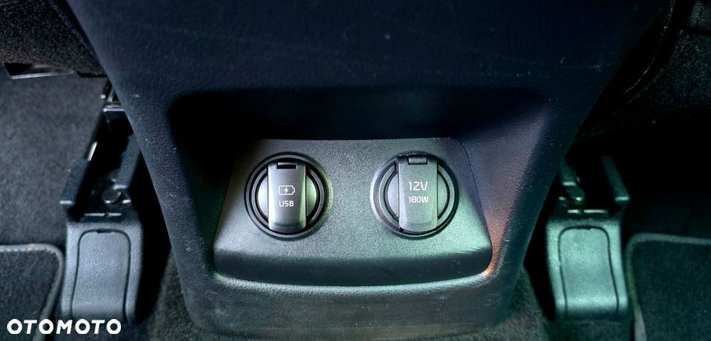 Kia Sportage 1.6 GDI 2WD Dream-Team Edition - 12