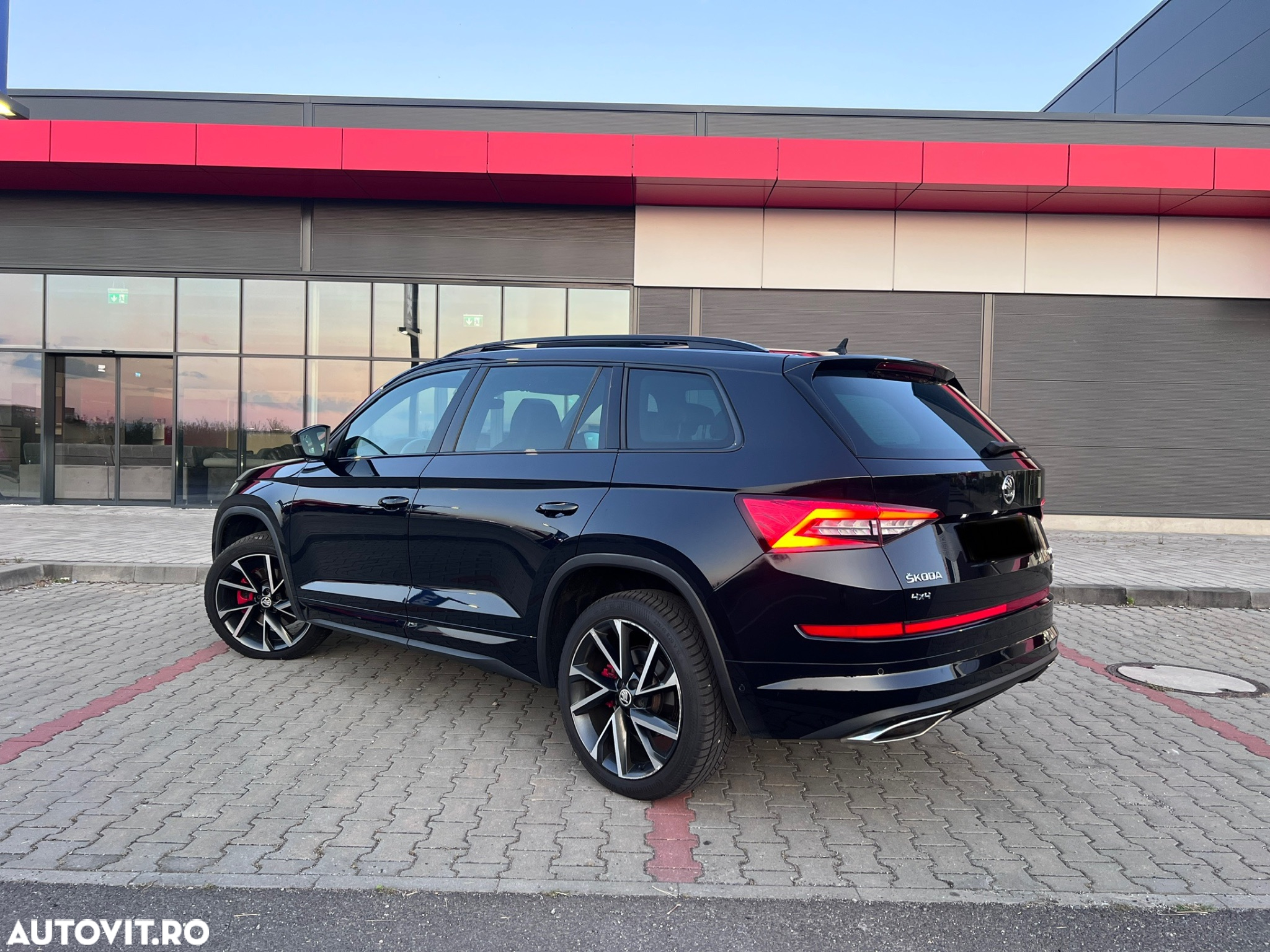 Skoda Kodiaq 2.0 Bi-TDI 4x4 DSG RS - 4