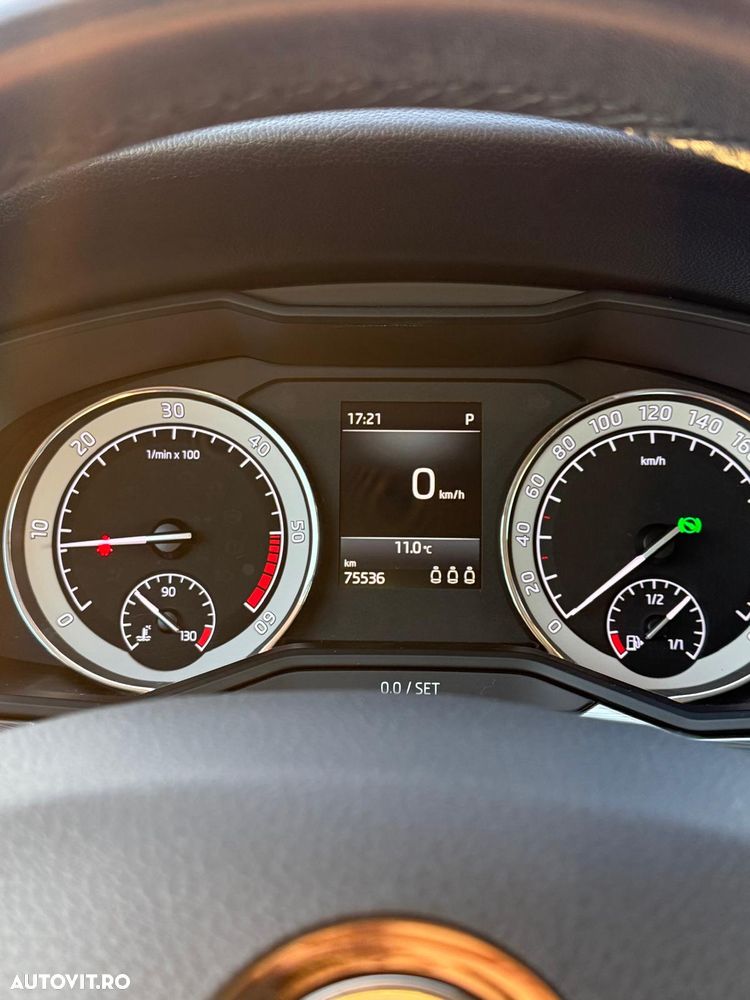 Skoda Superb 2.0 TDI DSG Ambition - 8