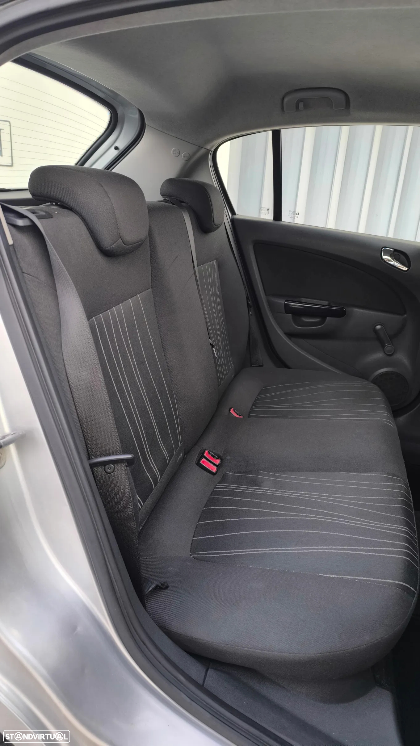 Opel Corsa 1.2 Cosmo - 10