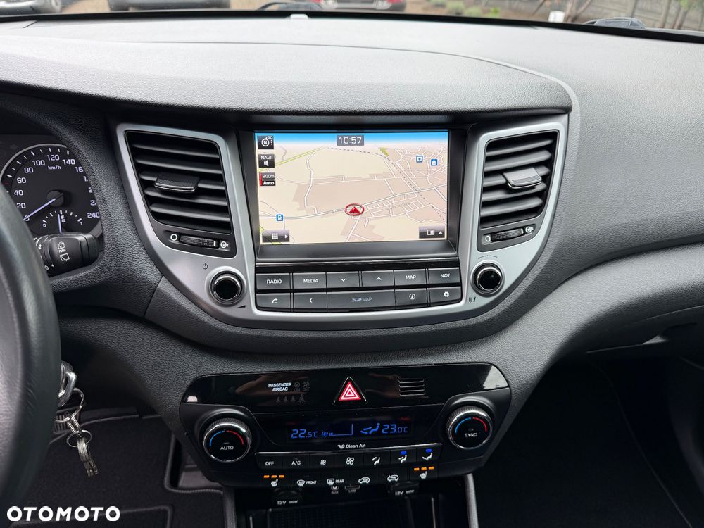Hyundai Tucson 1.6 GDi 2WD Select - 30
