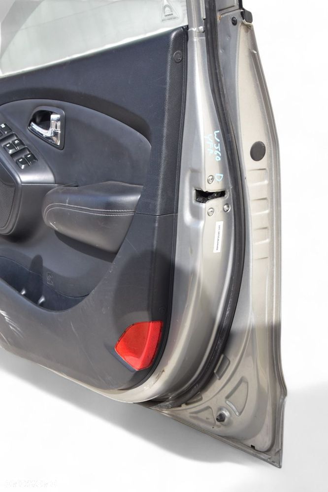 Drzwi Prawy Przód HYUNDAI IX35 I Przedlift 09-12 kod lakieru: A3 - 11