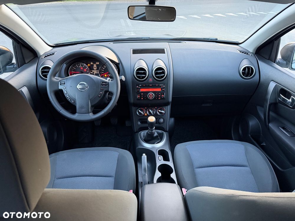 Nissan Qashqai+2 2.0 Visia - 10