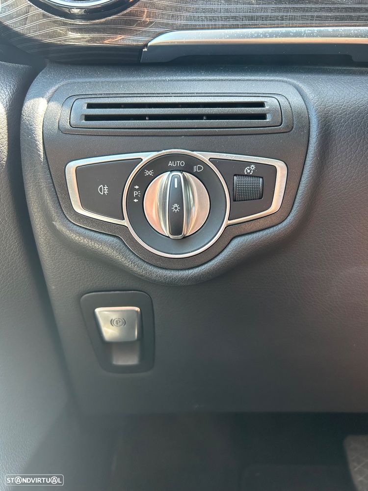Mercedes-Benz V 250 d Longo - 32