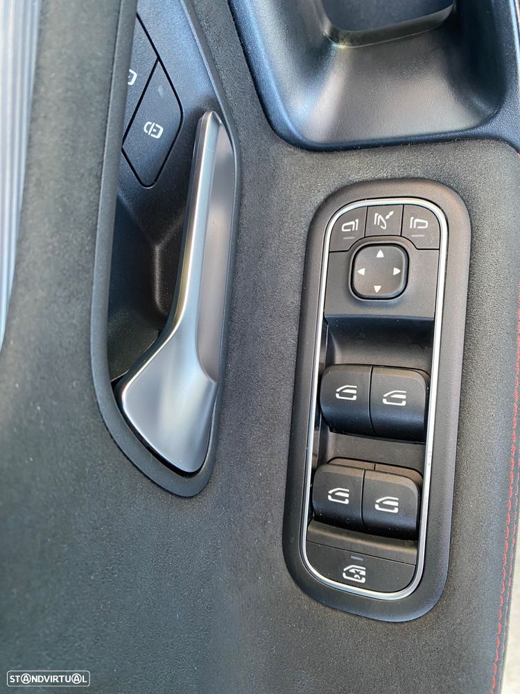 Mercedes-Benz A 35 AMG 4Matic Speedshift DCT 7G Edition 1 - 24