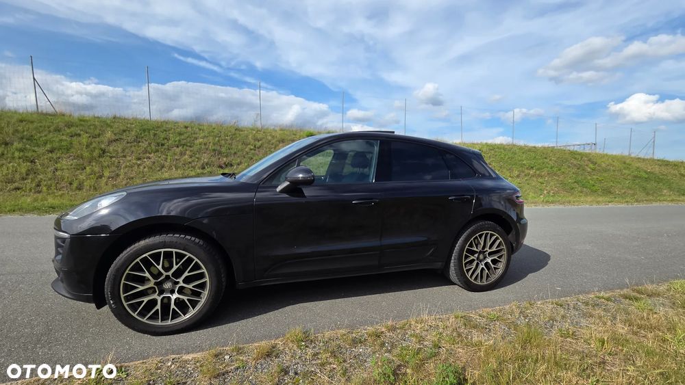 Porsche Macan - 2