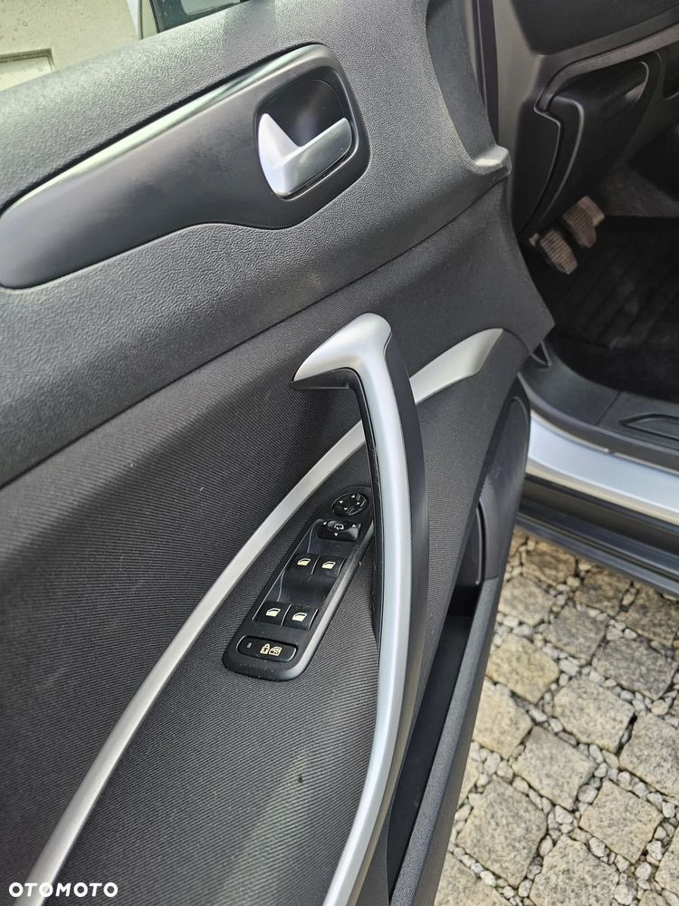 Citroën C5 2.0 HDi Dynamique Equilibre Navi - 9