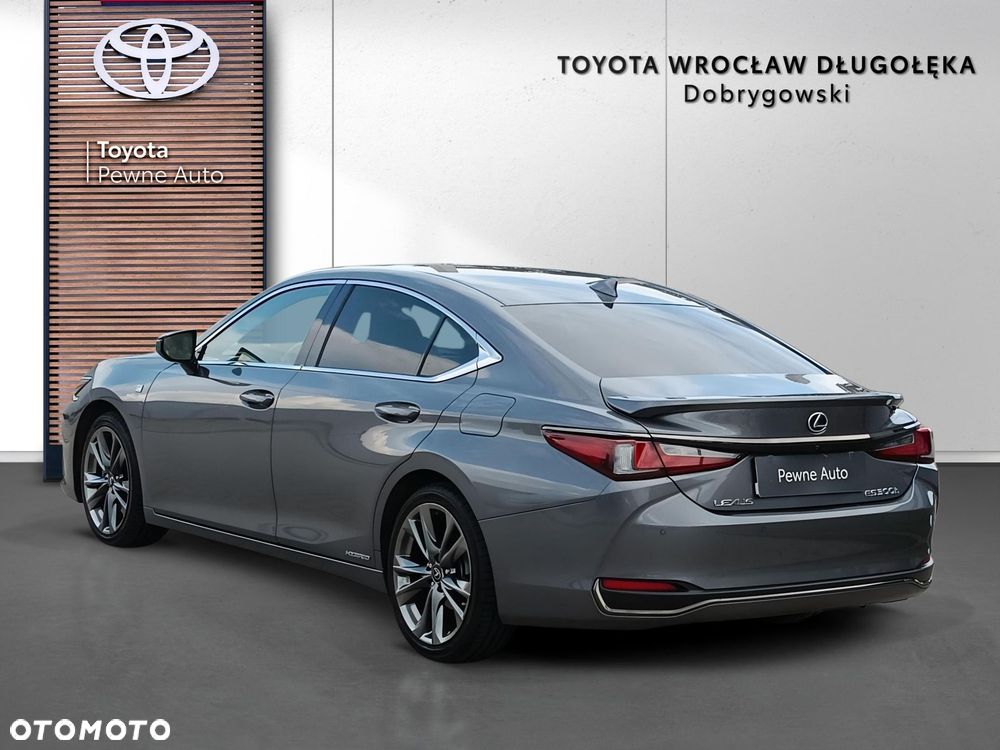Lexus ES 300h F Sport - 5
