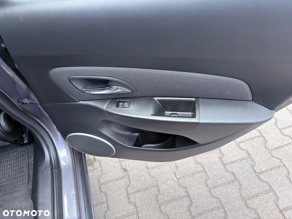 Chevrolet Cruze 1.8 LTZ+ - 22
