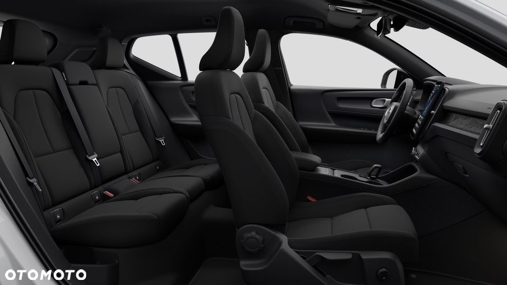 Volvo EX40 P5 Core - 9
