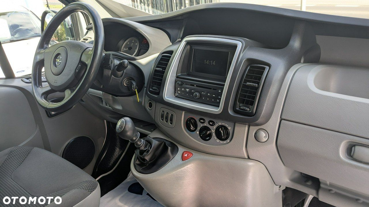 Opel Vivaro - 15