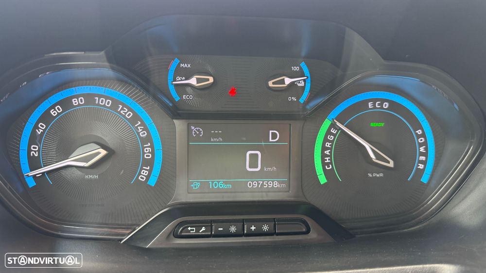 Peugeot e-Partner 50 KWh Premium - 4