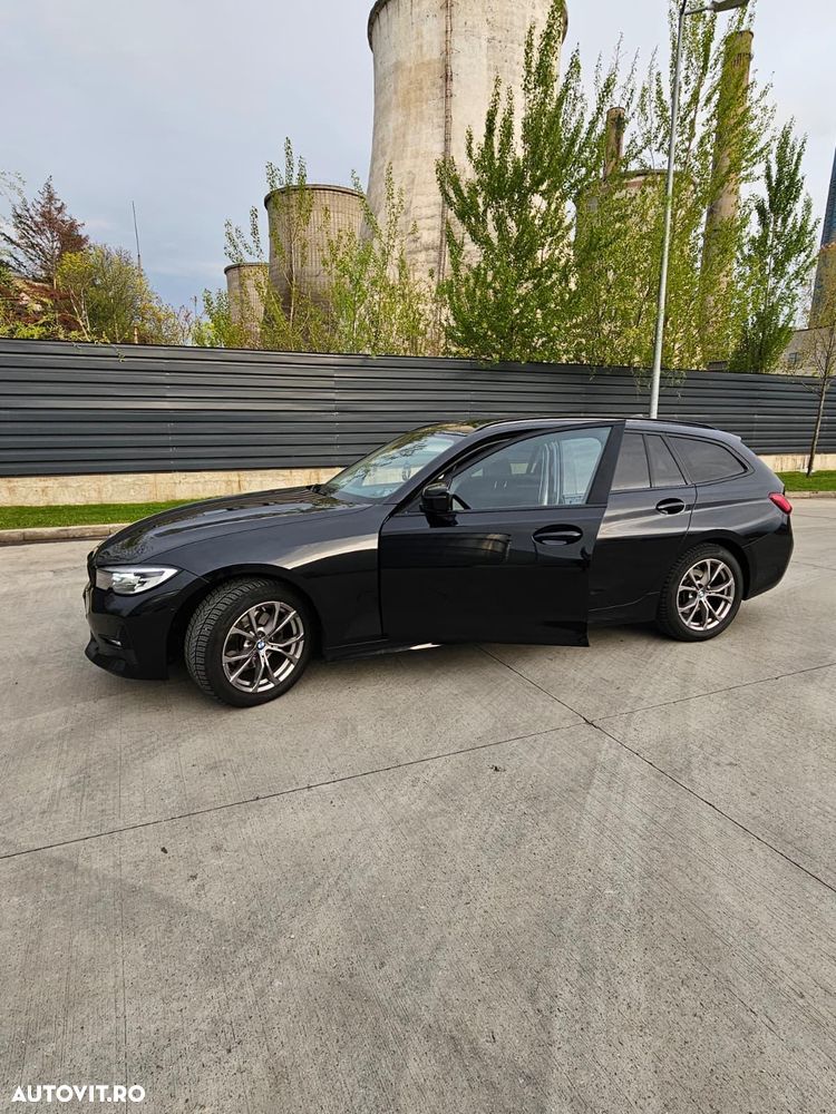 BMW Seria 3 320d Touring Aut. Edition Luxury Line Purity - 17