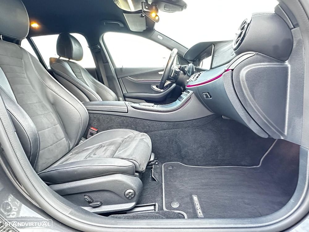 Mercedes-Benz E 300 de AMG Line - 25