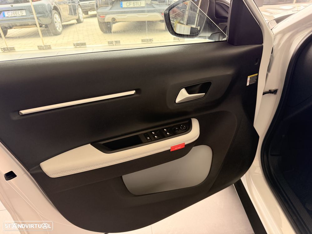 Citroën e-C3 MAX - 12