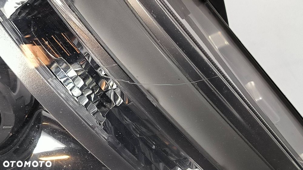 LAMPA LEWA PRZÓD VOLVO FH II FH5 500 22239247 - 10