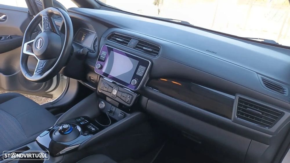 Nissan Leaf - 4