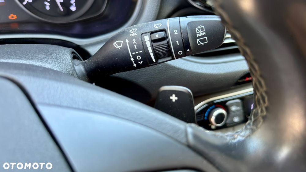 Hyundai i30 1.6 D Comfort DCT - 23