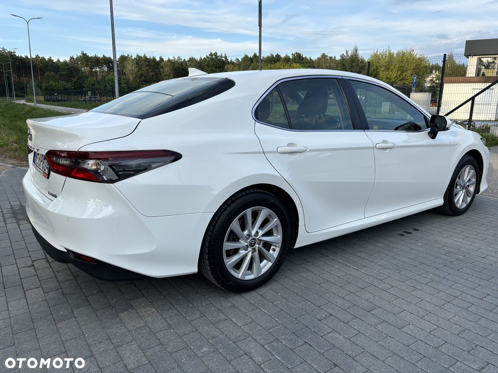 Toyota Camry 2.5 Hybrid Comfort CVT - 5