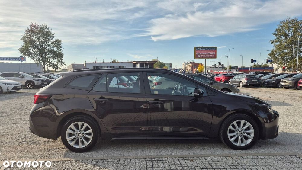 Toyota Corolla 1.8 Hybrid Comfort - 16